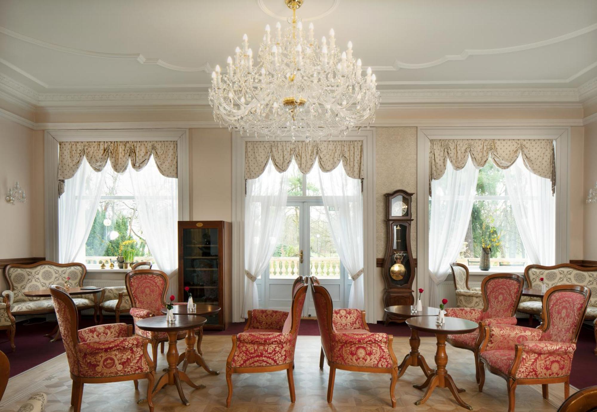 Imperial Spa & Kurhotel Františkovy Lázně 외부 사진