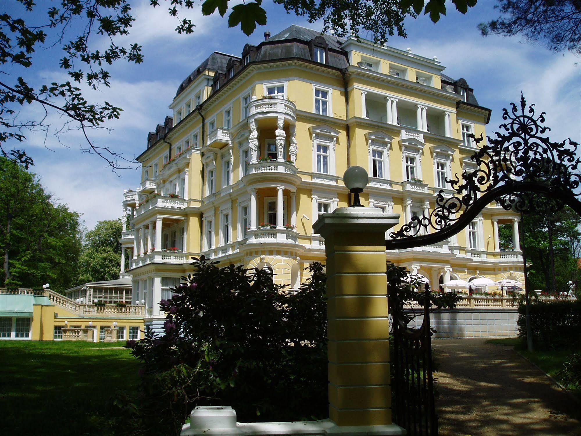 Imperial Spa & Kurhotel Františkovy Lázně 외부 사진